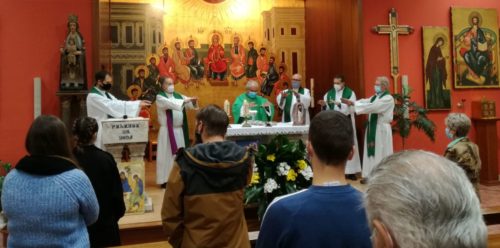 Presentación de la comunidad escolapia en la parroquia Espíritu Santo