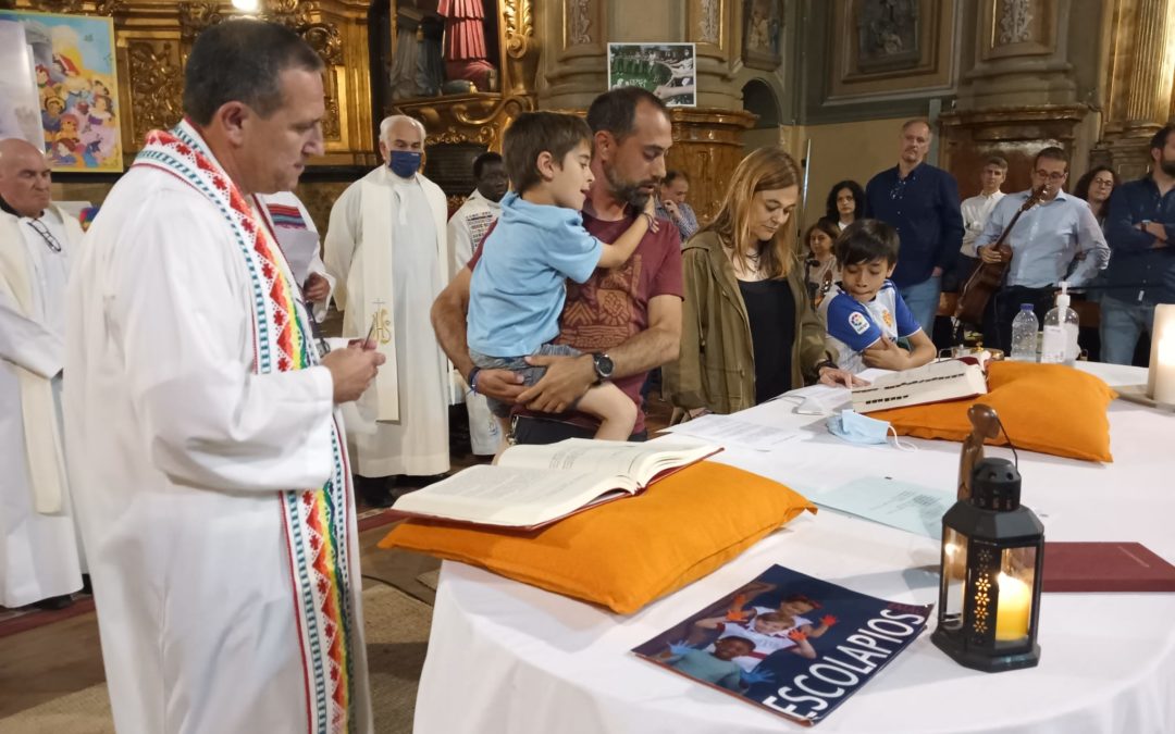 Promesa escolapios laicos en Zaragoza. Despedida a Xema Sacedón.